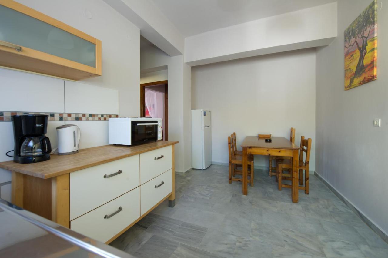 Elias & Vasili House 2* Agios Georgios Pagon