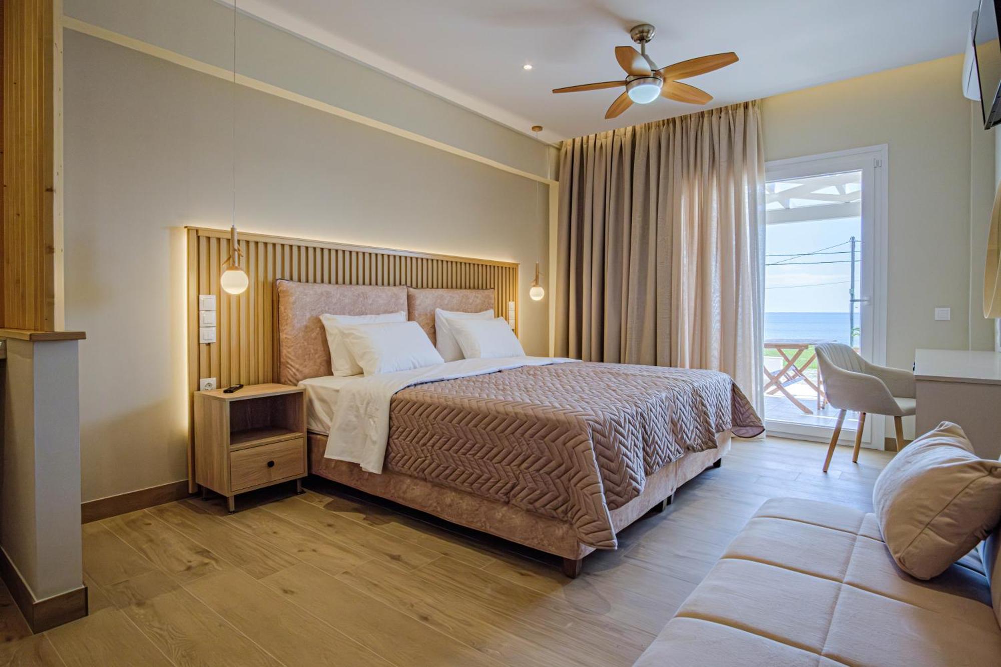 Elias & Vasili House Hotel 2*